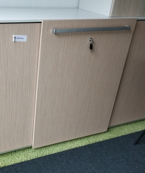 Szafa Steelcase 3OH drzwi przesuwne szer.240cm