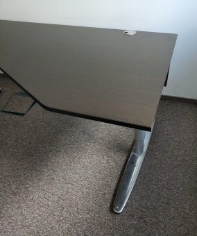 Biurko KINNARPS wenge 180x100x80