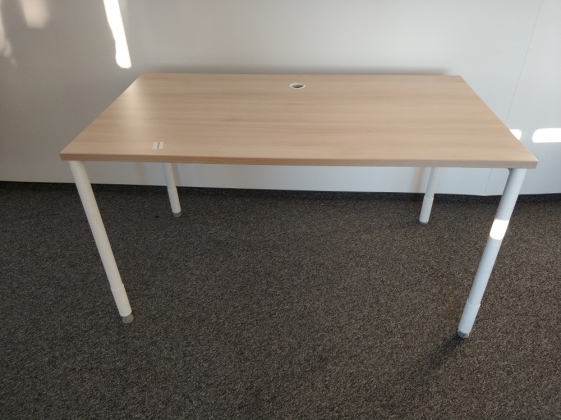 Biurko MIKOMAX 140x80 dąb białe nogi - zdjęcie główneBiurko MIKOMAX 140x80 dąb białe nogi - zdjęcie główne