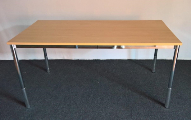 Biurko Pinta 180x80 buk chrom - zdjęcie główneBiurko Pinta 180x80 buk chrom - zdjęcie główne